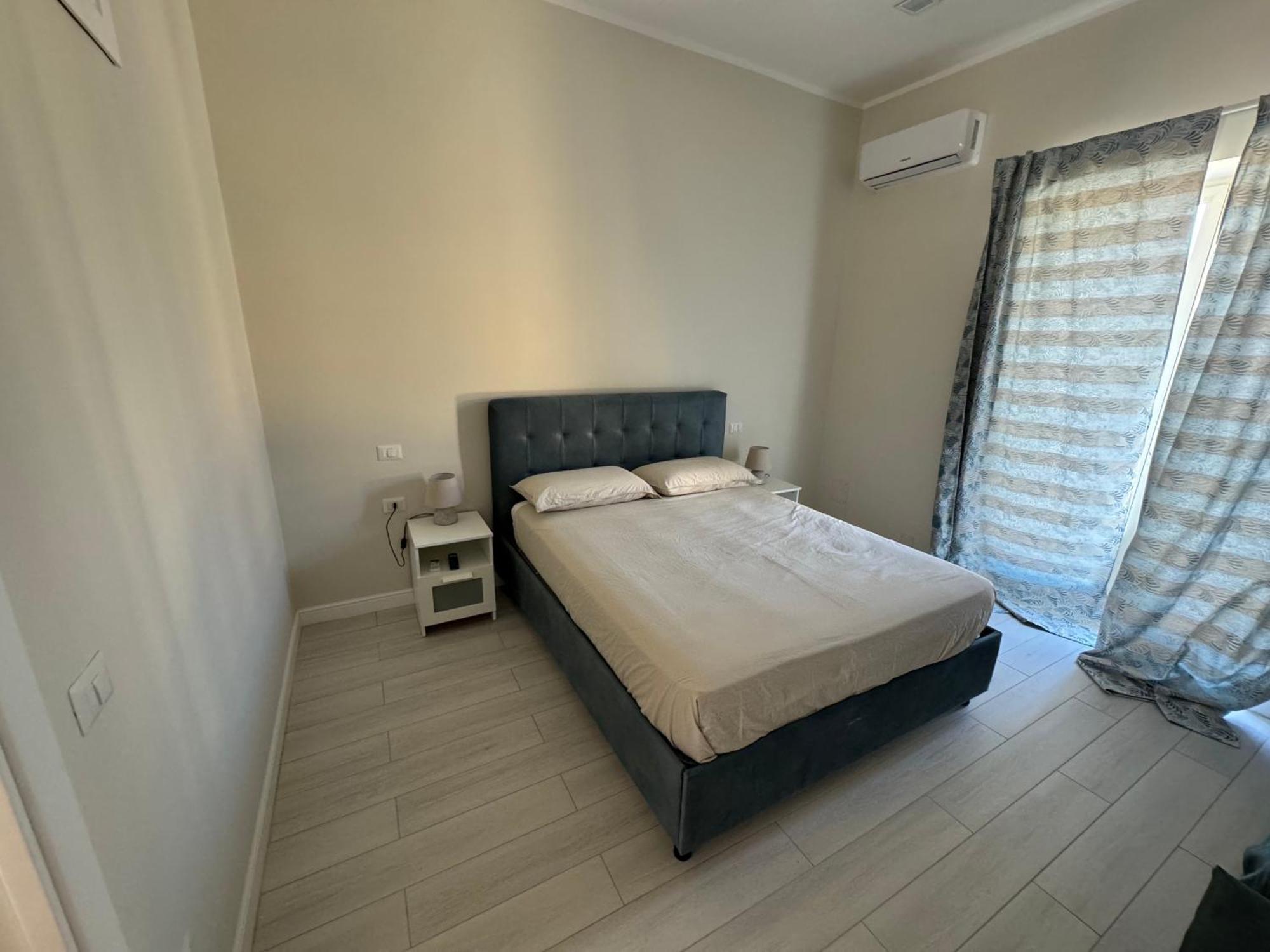 Airport House Apartment Napoli Bagian luar foto